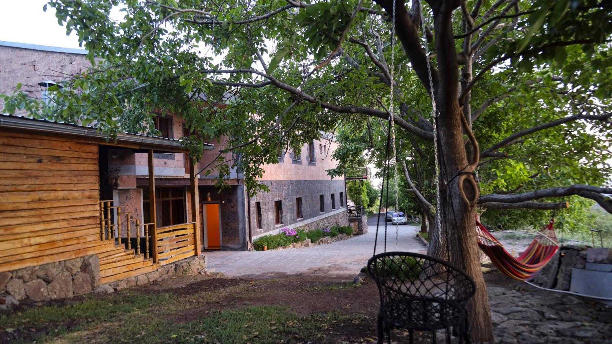 Old Byurakan Gouest House Exterior photo