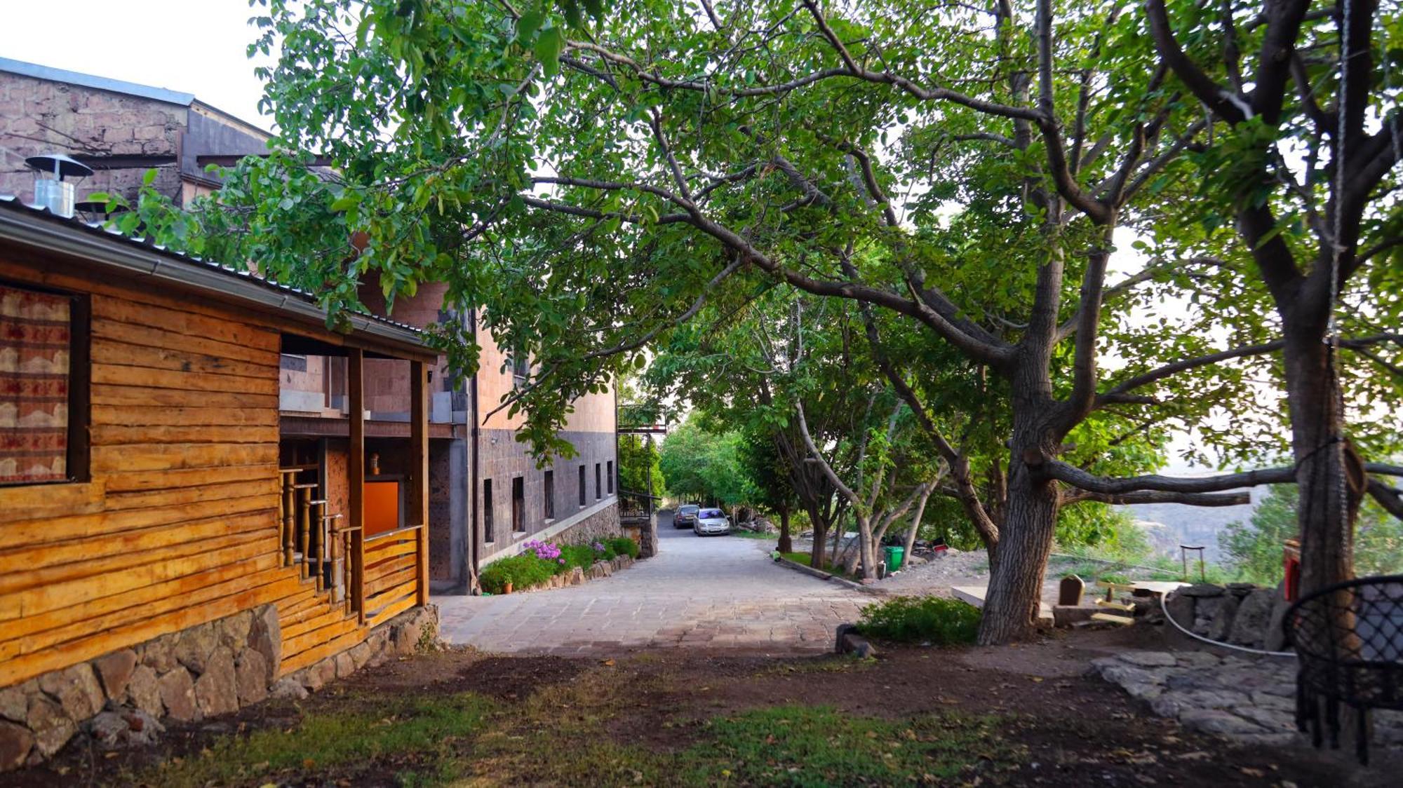 Old Byurakan Gouest House Exterior photo