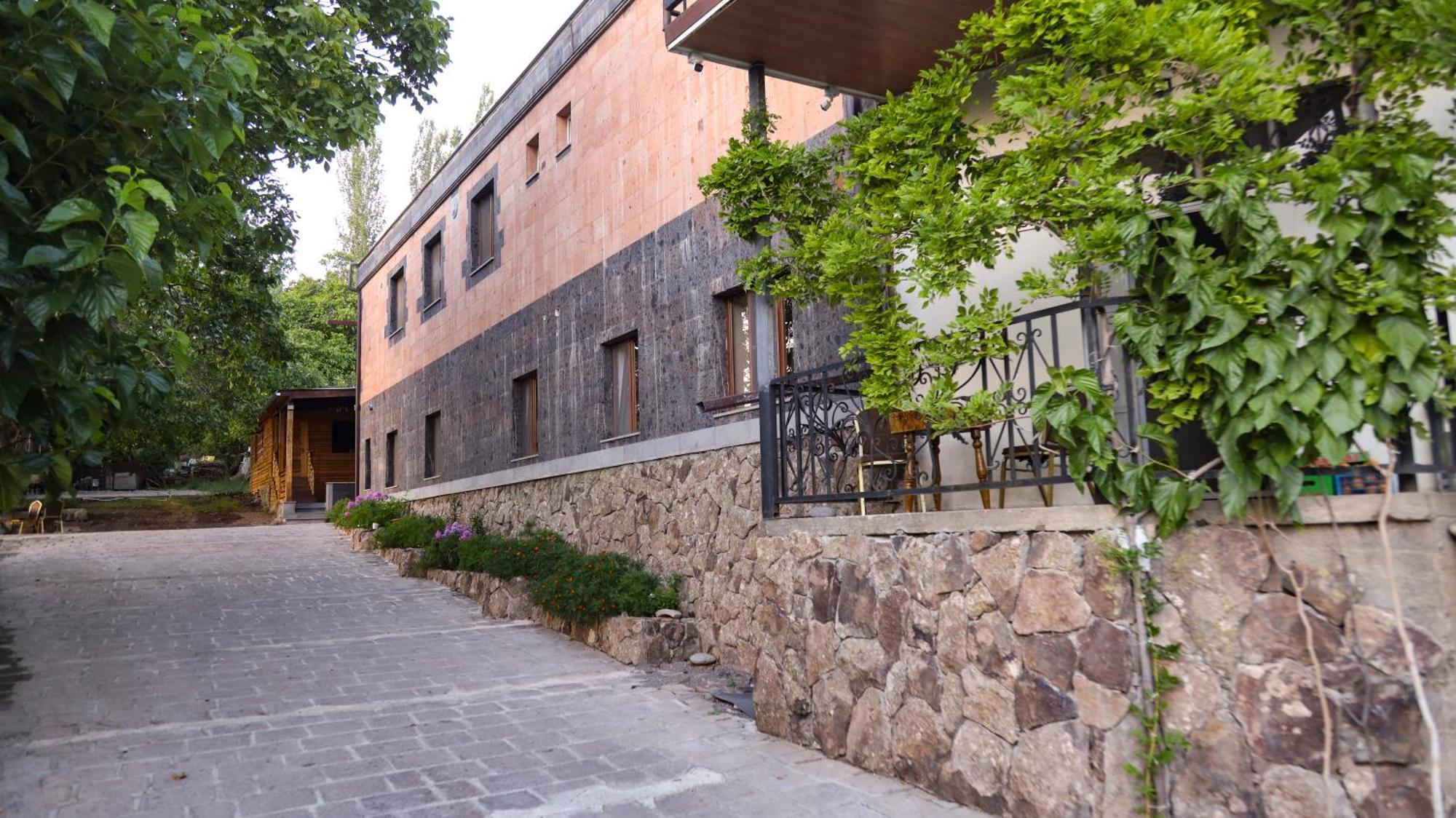 Old Byurakan Gouest House Exterior photo