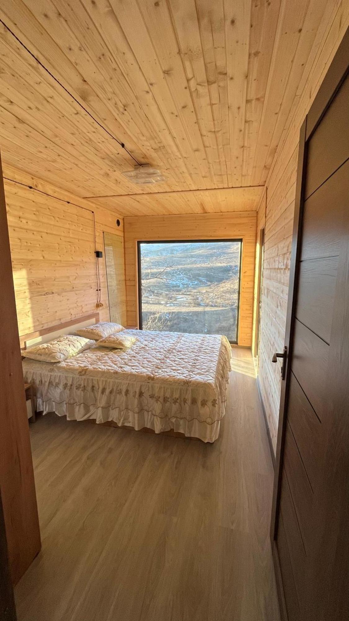 Old Byurakan Gouest House Room photo